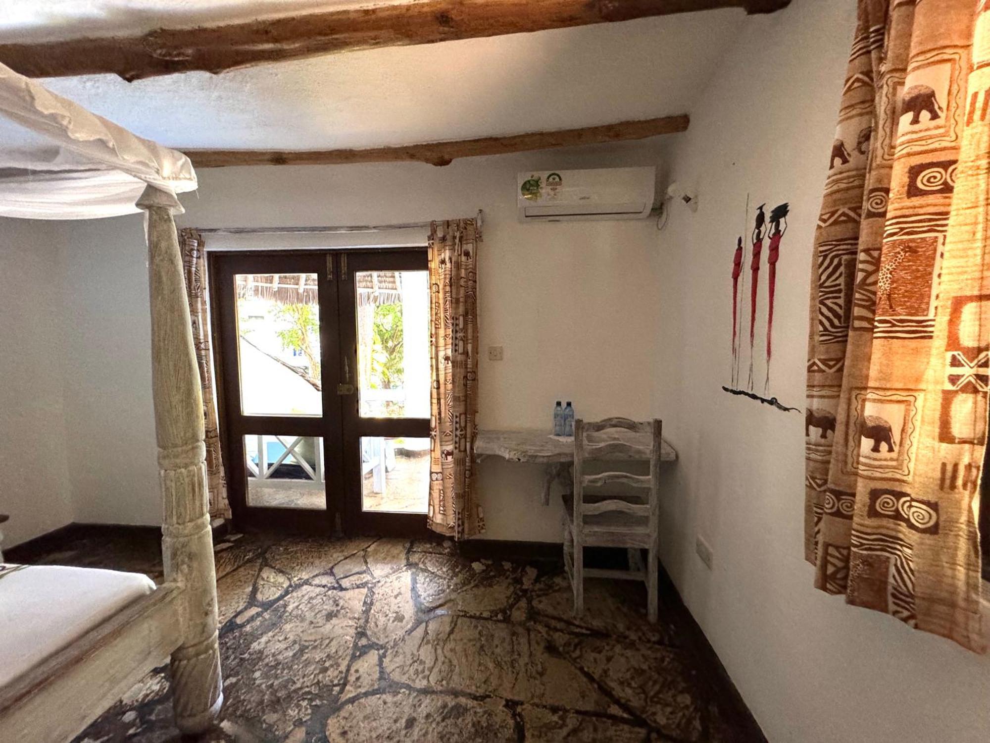Soul Breeze Beach Resort Diani Beach Ngoại thất bức ảnh