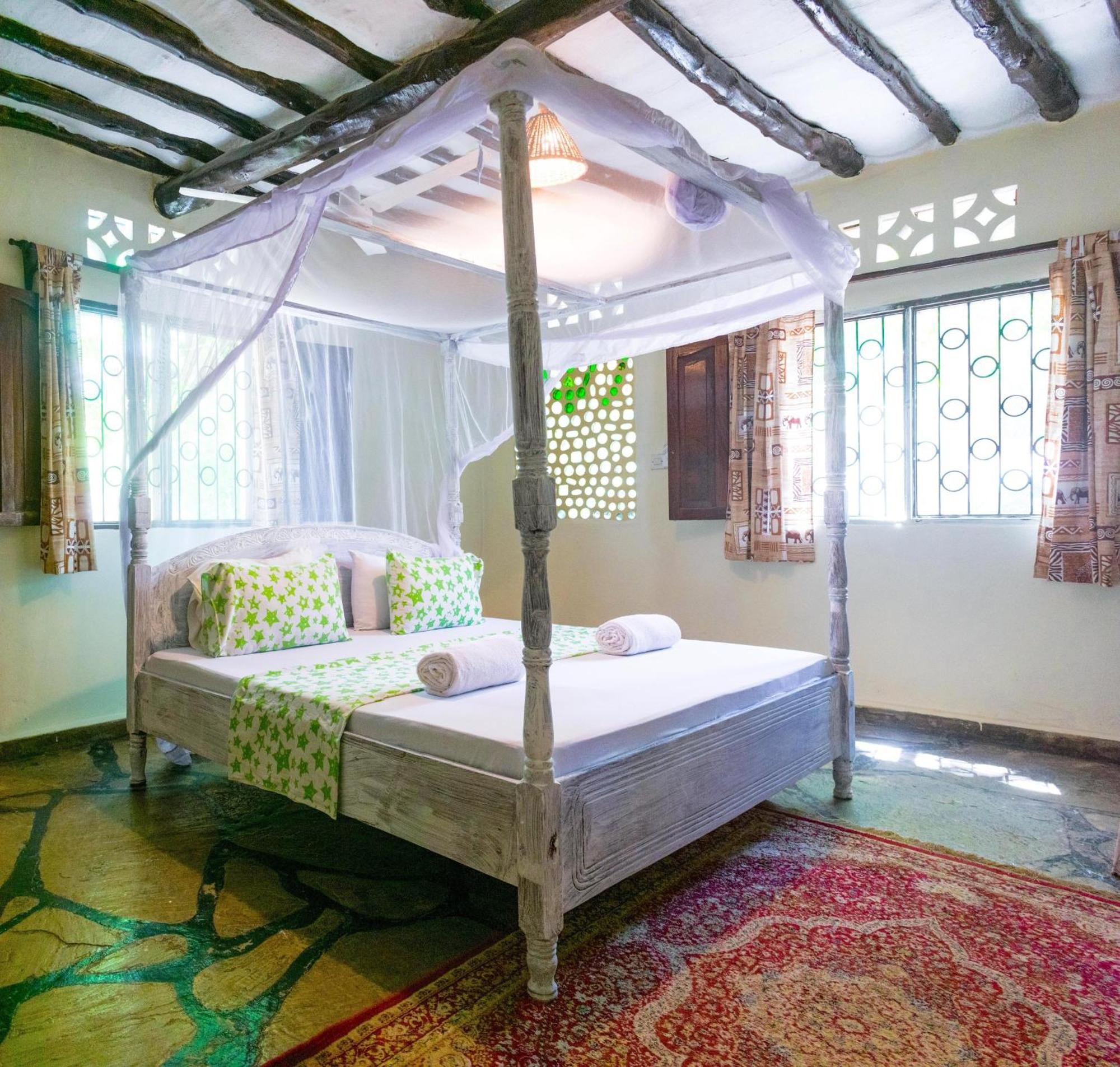 Soul Breeze Beach Resort Diani Beach Ngoại thất bức ảnh