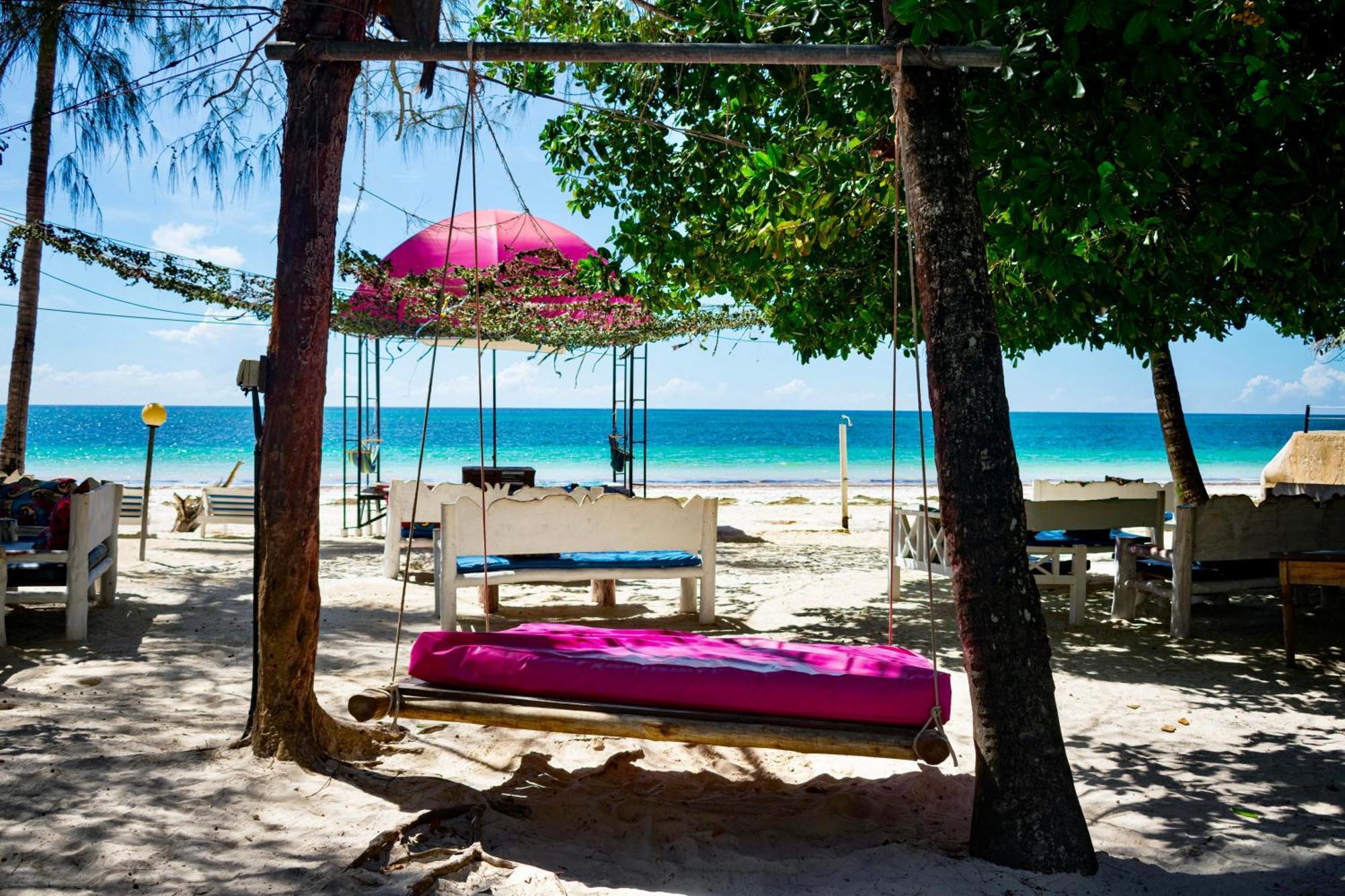 Soul Breeze Beach Resort Diani Beach Ngoại thất bức ảnh